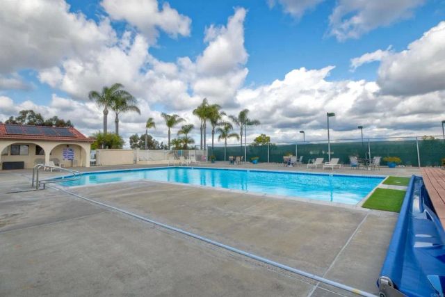 1146 Via Santa Paulo, Vista, CA 92081