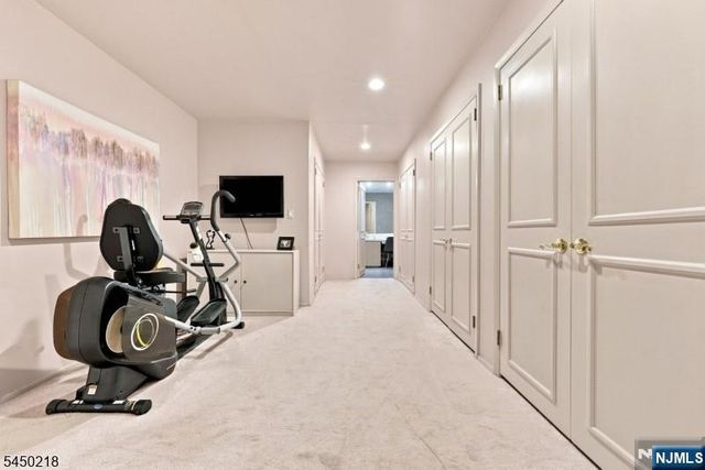 18 Druid Hill Drive, Par-troy Hills Twp., NJ 07054