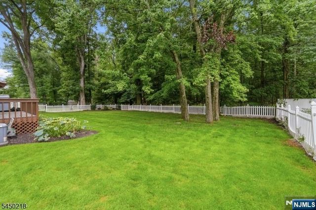 18 Druid Hill Drive, Par-troy Hills Twp., NJ 07054
