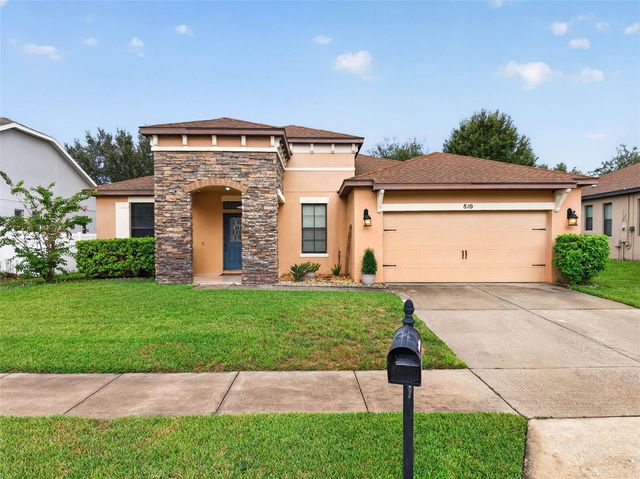 810 WOODS LANDING DRIVE, Minneola, FL 34715