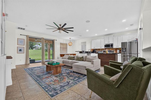 810 WOODS LANDING DRIVE, Minneola, FL 34715