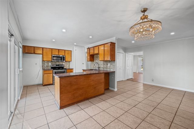 49 Coffee Tavern Road, Bedford, TX 76022