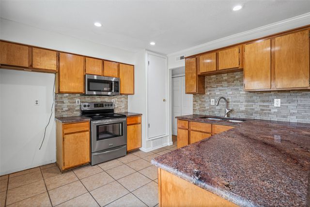 49 Coffee Tavern Road, Bedford, TX 76022