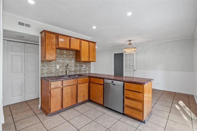 49 Coffee Tavern Road, Bedford, TX 76022