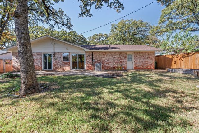 49 Coffee Tavern Road, Bedford, TX 76022