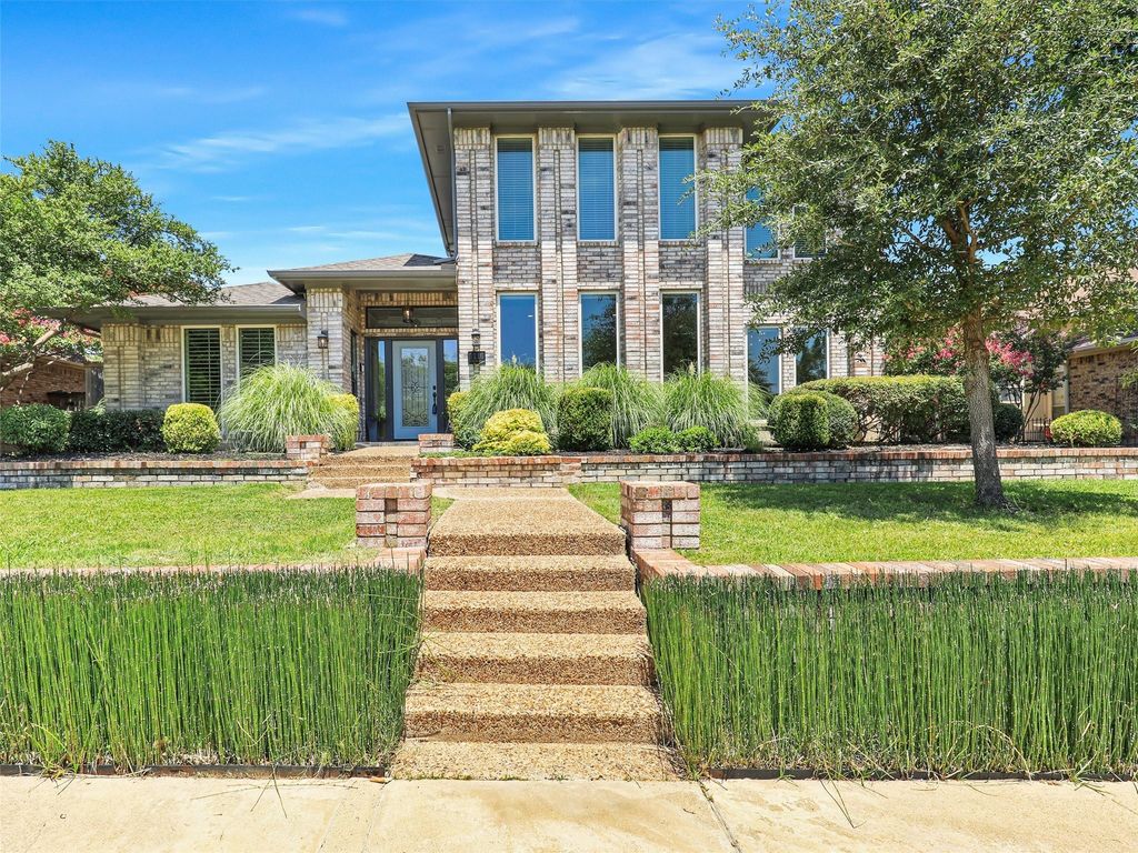 1116 Dentonshire Drive, Carrollton, TX 75007