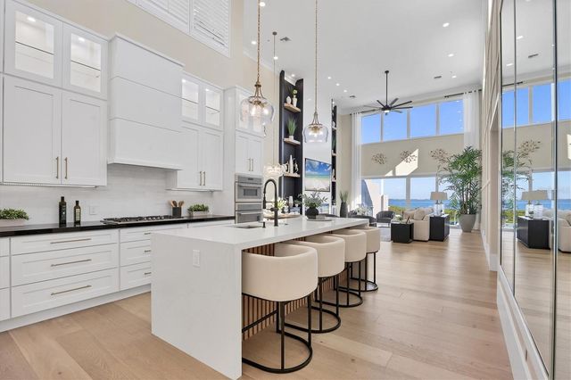 3540 MISTLETOE LANE, Longboat Key, FL 34228