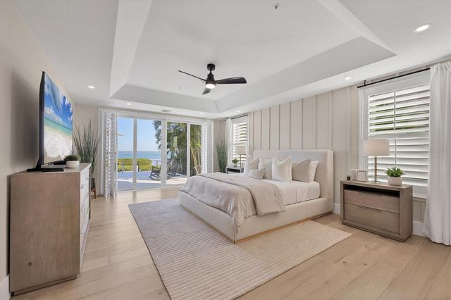 3540 MISTLETOE LANE, Longboat Key, FL 34228