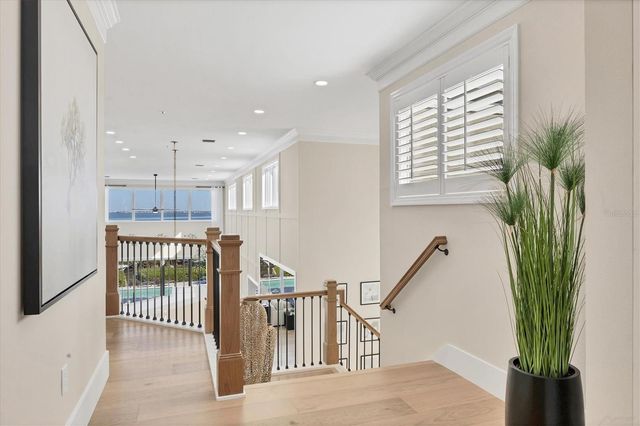 3540 MISTLETOE LANE, Longboat Key, FL 34228