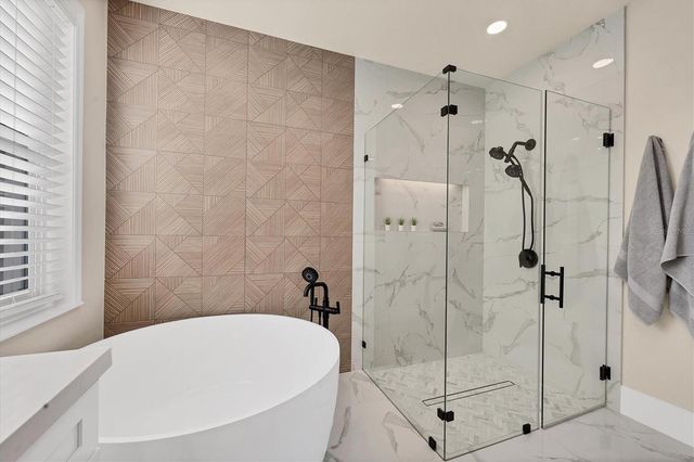 3540 MISTLETOE LANE, Longboat Key, FL 34228