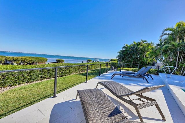 3540 MISTLETOE LANE, Longboat Key, FL 34228