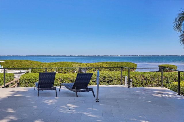 3540 MISTLETOE LANE, Longboat Key, FL 34228