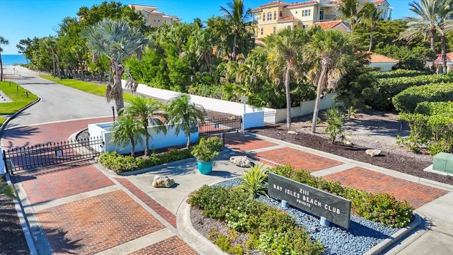3540 MISTLETOE LANE, Longboat Key, FL 34228