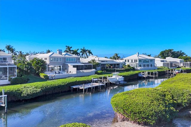 3540 MISTLETOE LANE, Longboat Key, FL 34228