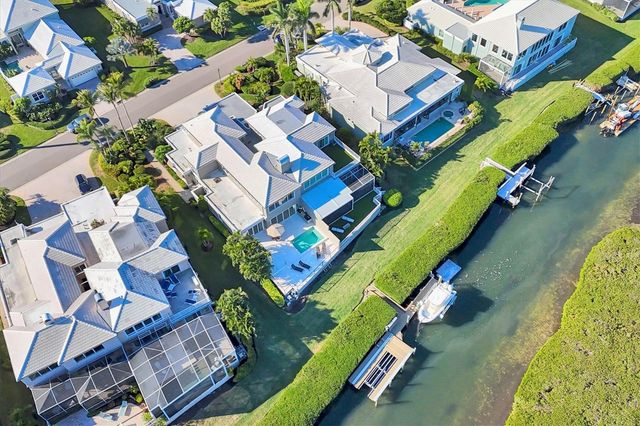 3540 MISTLETOE LANE, Longboat Key, FL 34228