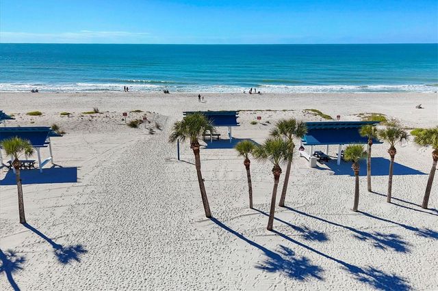 3540 MISTLETOE LANE, Longboat Key, FL 34228