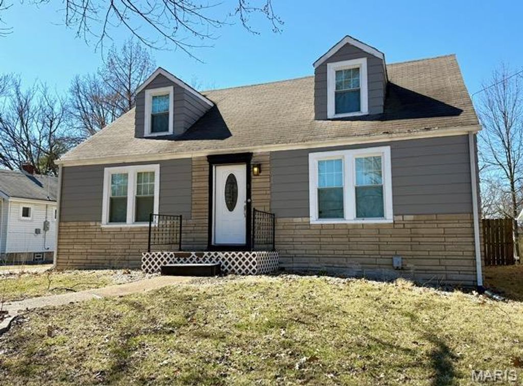 19 S Schlueter Avenue, St Louis, MO 63135