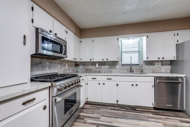 501 Green St., Poth, TX 78147