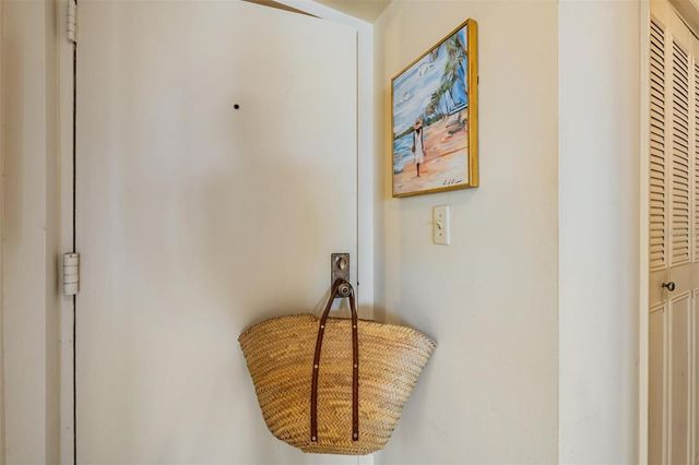 4900 BRITTANY DRIVE S 805, St Petersburg, FL 33715