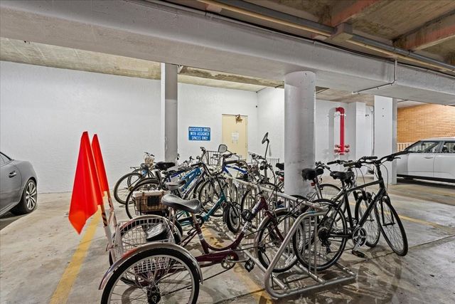 4900 BRITTANY DRIVE S 805, St Petersburg, FL 33715