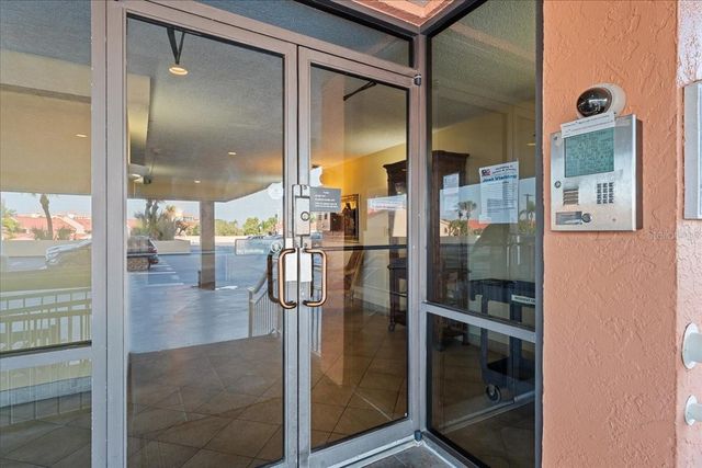 4900 BRITTANY DRIVE S 805, St Petersburg, FL 33715