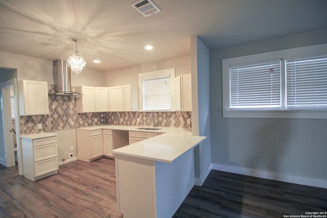 1138 IOWA ST, San Antonio, TX 78203