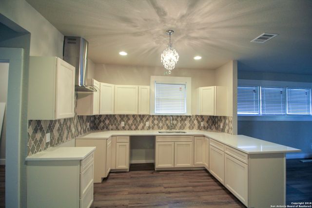 1138 IOWA ST, San Antonio, TX 78203