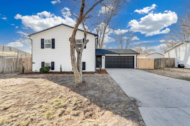 2415 E Evanston St, Park City, KS 67219