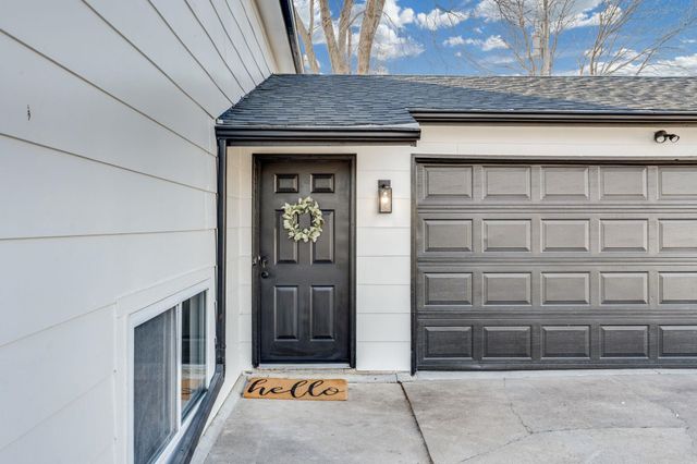 2415 E Evanston St, Park City, KS 67219