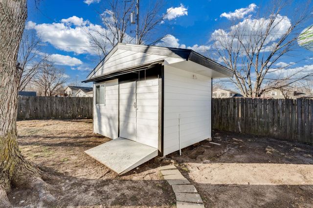 2415 E Evanston St, Park City, KS 67219