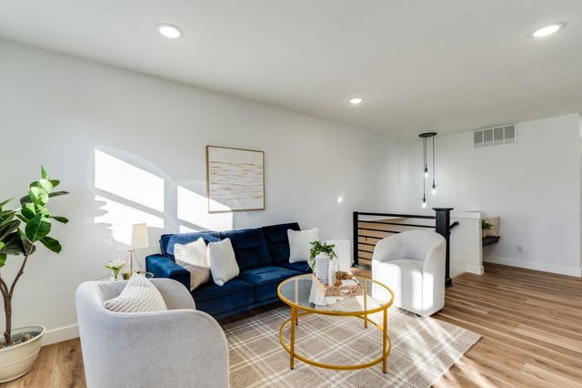 2415 E Evanston St, Park City, KS 67219