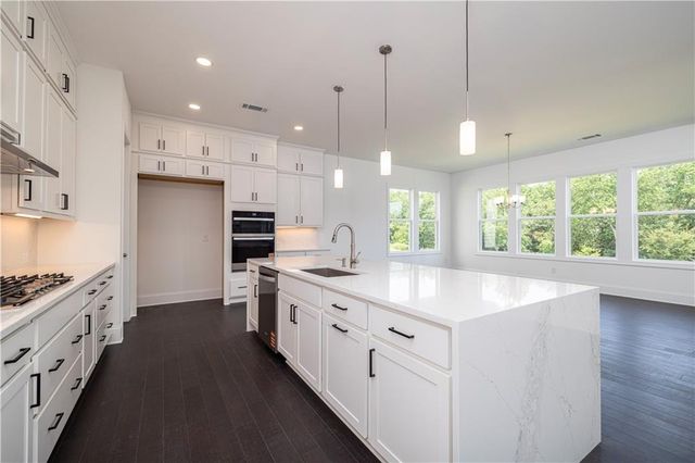1043 Winding Branch Drive, Canton, GA 30114