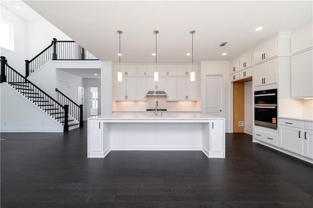 1043 Winding Branch Drive, Canton, GA 30114