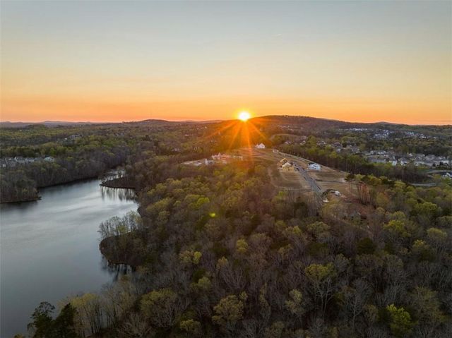 1043 Winding Branch Drive, Canton, GA 30114