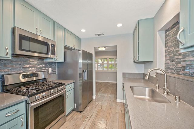 6342 Larry Way, North Highlands, CA 95660