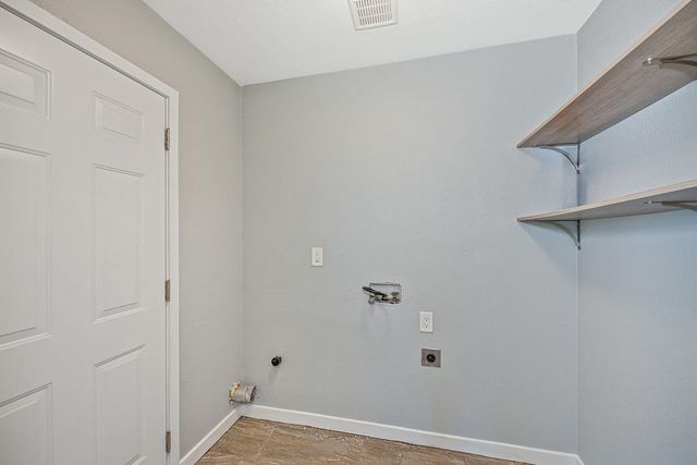 6342 Larry Way, North Highlands, CA 95660