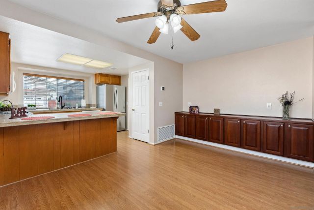 2435 Heatherwood Ct, Escondido, CA 92026