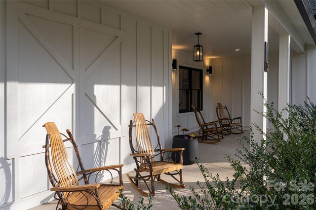 13 Cambridge Drive, Candler, NC 28715