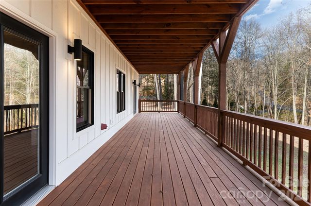 13 Cambridge Drive, Candler, NC 28715