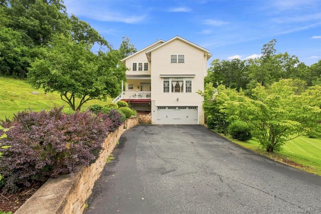 12 Greenwood Drive, Newburgh, NY 12550