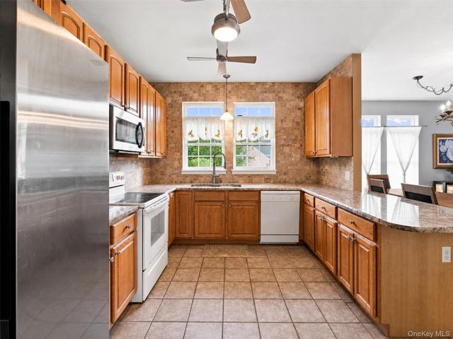 12 Greenwood Drive, Newburgh, NY 12550
