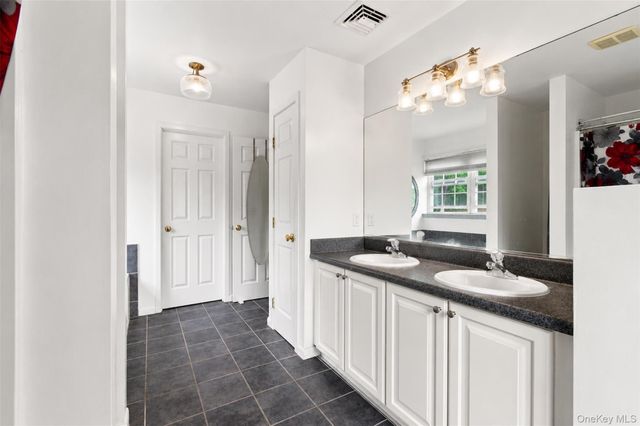 12 Greenwood Drive, Newburgh, NY 12550