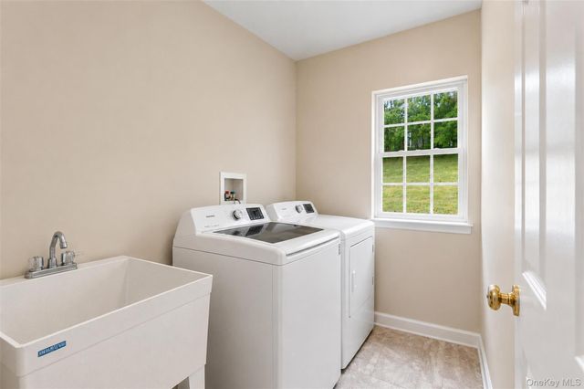 12 Greenwood Drive, Newburgh, NY 12550