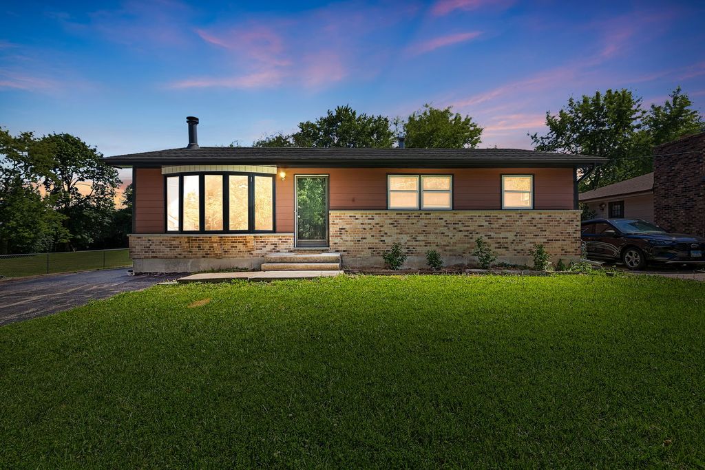 3117 23rd Street, Zion, IL 60099