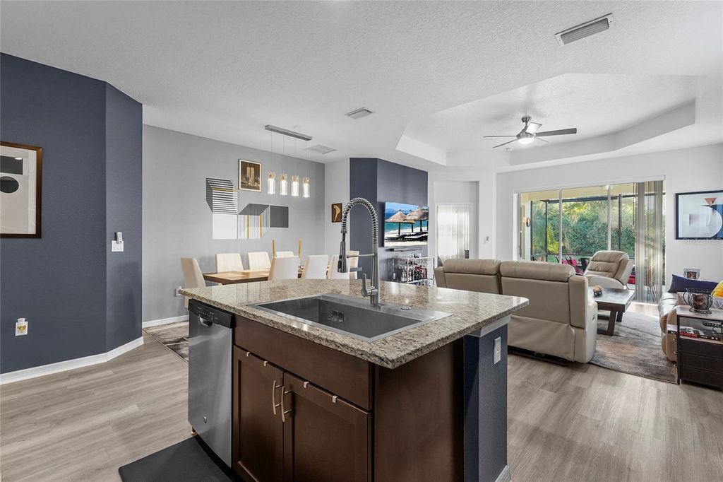 Image 15 of property listing at 1806 LAKE GEORGE COVE, Bradenton, FL 34211