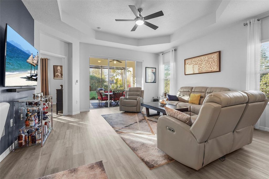 Image 16 of property listing at 1806 LAKE GEORGE COVE, Bradenton, FL 34211