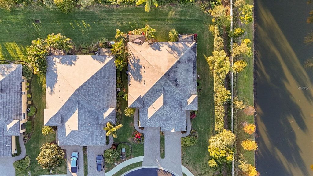 Image 48 of property listing at 1806 LAKE GEORGE COVE, Bradenton, FL 34211