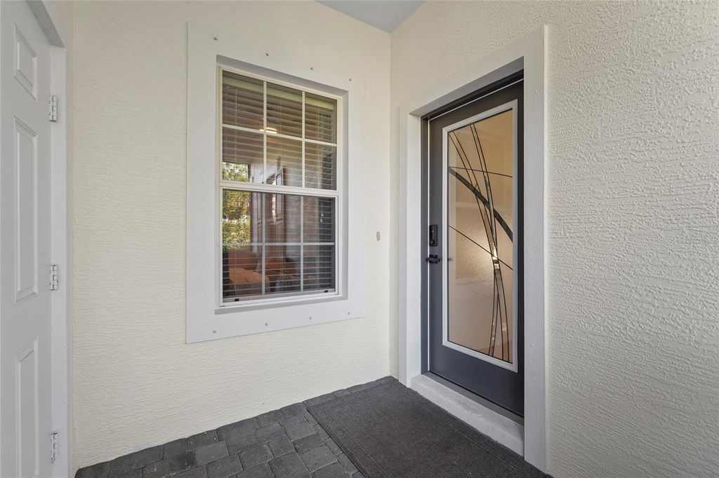 Image 6 of property listing at 1806 LAKE GEORGE COVE, Bradenton, FL 34211