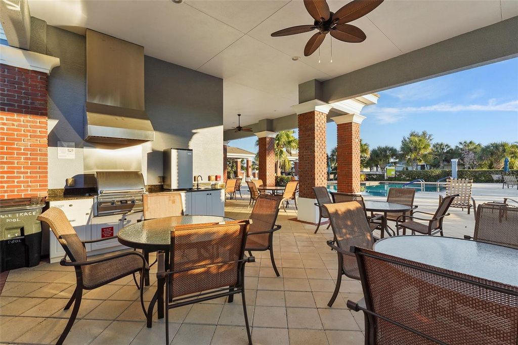 Image 57 of property listing at 1806 LAKE GEORGE COVE, Bradenton, FL 34211