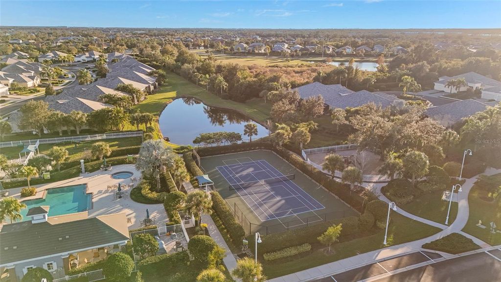 Image 66 of property listing at 1806 LAKE GEORGE COVE, Bradenton, FL 34211